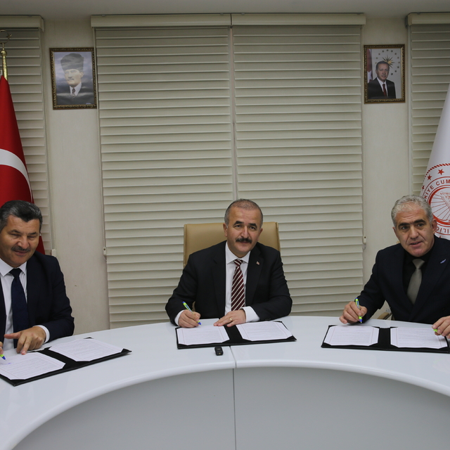 Tokat'ta eğitime hayırsever desteği