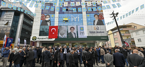 Akşener, partisinin Etimesgut İlçe Başkanlığı yeni hizmet binasının açılışı...