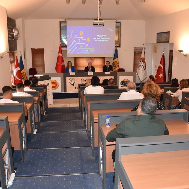 Moldova'nın Ankara Büyükelçisi Croitor, Marmarisli iş insanlarını yatırım v...