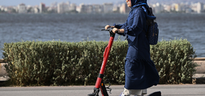 İzmir'de hava sıcaklığı 30,2 dereceyle son 64 yılın en yüksek kasım değerin...