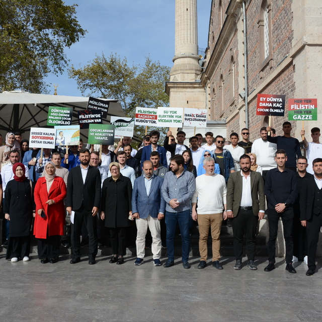 Balıkesir'de AK Parti'li gençler İsrail'i protesto etti