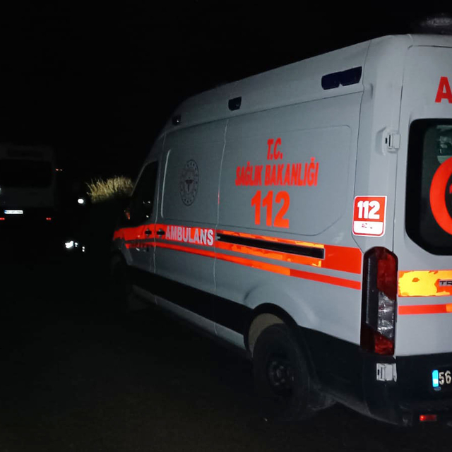 Siirt'te devrilen otomobilde çıkan yangında 6 kişi hayatını kaybetti, sürüc...