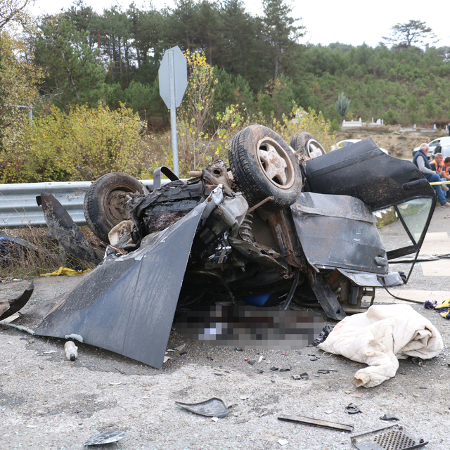 Kastamonu'da trafik kazasında 1 kişi öldü, 4 kişi yaralandı