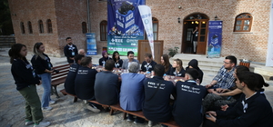 Balıkesir'de genç mühendis adayları 24 saatte yaptıkları robotlarla yarıştı