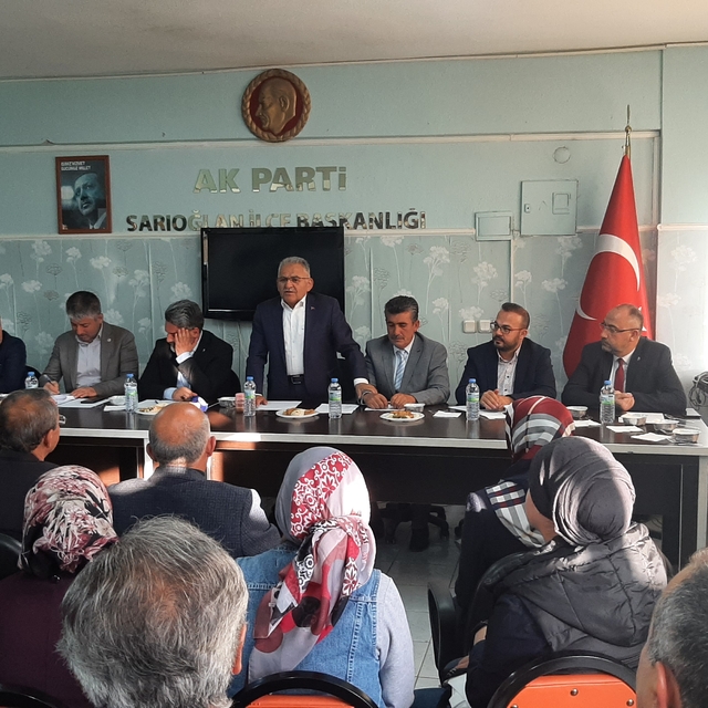 Başkan Büyükkılıç'tan Sarıoğlan'a ziyaret
