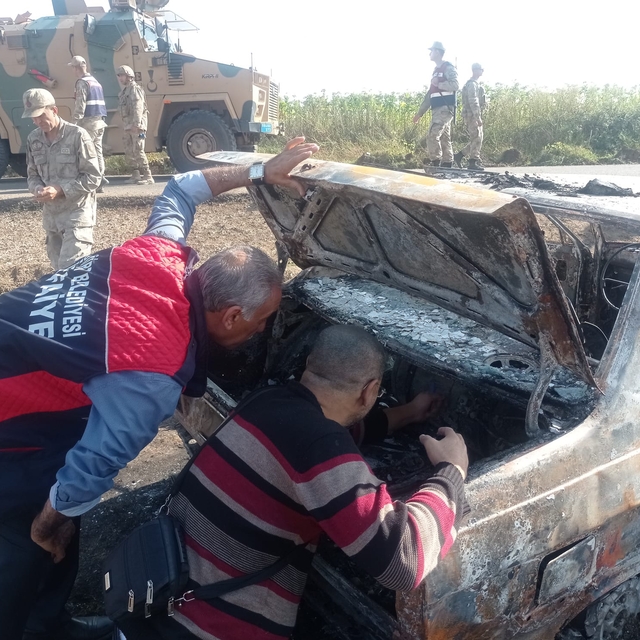 Siirt'te anne ve 5 çocuğunun öldüğü kazaya ilişkin bilirkişi heyeti incelem...