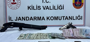 Kilis'te evden hırsızlık yaptıkları iddiasıyla 2 zanlı yakalandı
