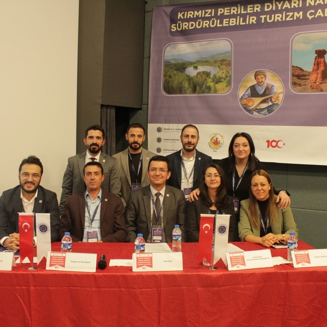 Erzurum'da "Kırmızı Periler Diyarı Narman Sürdürülebilir Turizm Çalıştayı"...