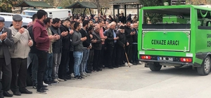 Bazanın içinde cesedi bulunun kadın, toprağa verildi