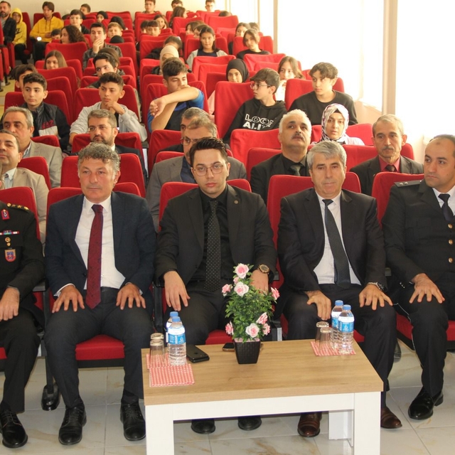 Büyük Önder Atatürk, Almus'ta anıldı