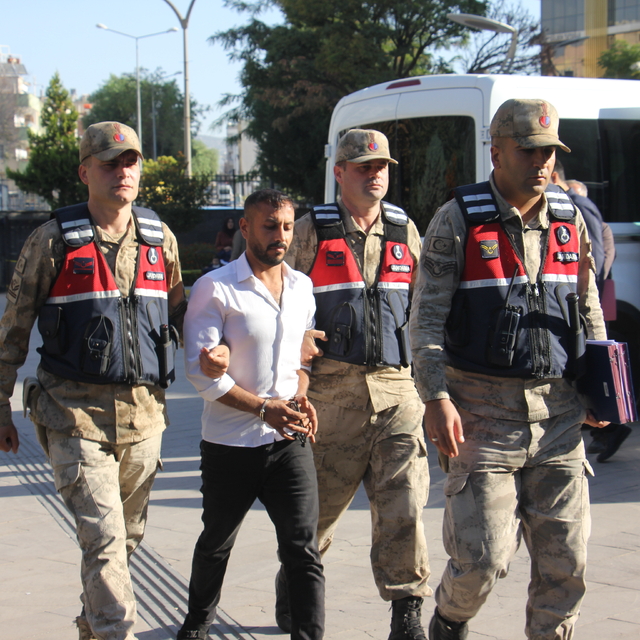 Kilis'te çeşitli suçlardan aranan hükümlü yakalandı