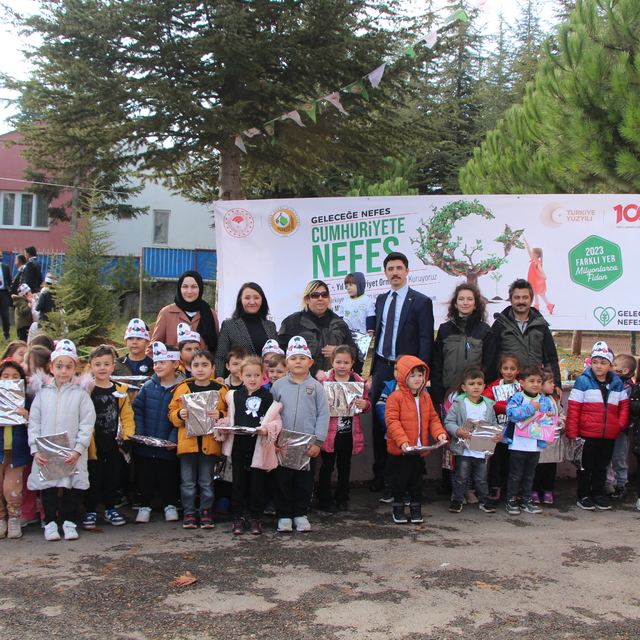 Pazaryeri ilçesinde "Geleceğe Nefes Cumhuriyet'e Nefes" fidan dikim etkinli...
