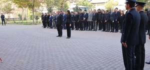 Büyük Önder Atatürk Özvatan'da anıldı