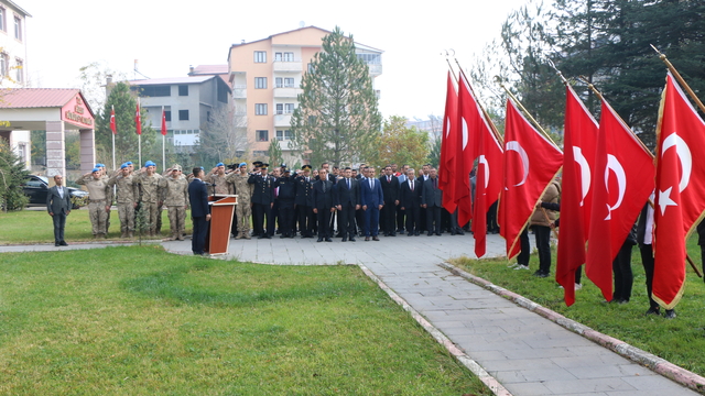 Büyük Önder Atatürk, Hizan'a anıldı