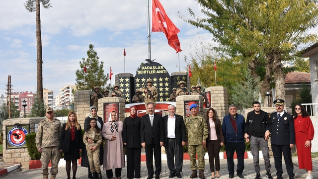 Siirt'te helikopter kazasında şehit olan 17 asker anıldı
