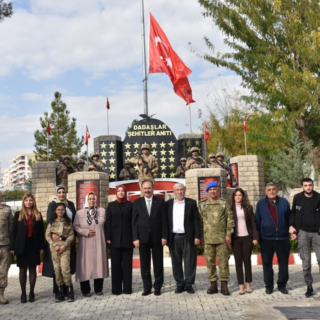 Siirt'te helikopter kazasında şehit olan 17 asker anıldı