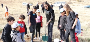 Milli Ağaçlandırma Günü'nde Özvatan'da fidan dikildi