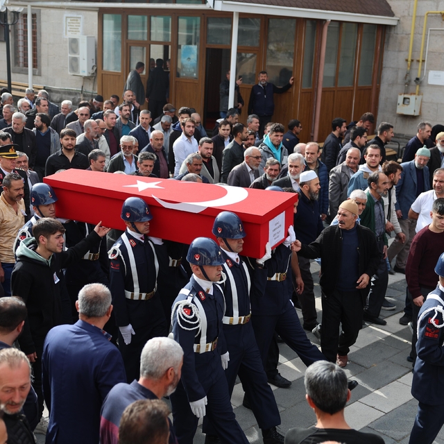 Hacılarlı Kıbrıs gazisi son yolculuğuna uğurlandı