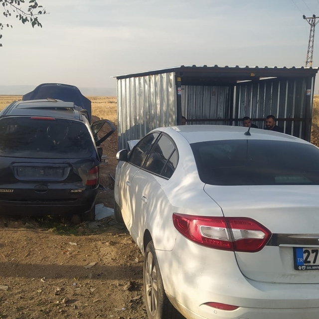 Şırnak'ta 2 otomobilin çarpıştığı kazada 4 kişi yaralandı