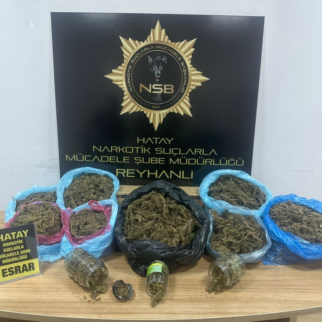 Hatay'da uyuşturucu operasyonunda yakalanan 3 şüpheliden 1'i tutuklandı