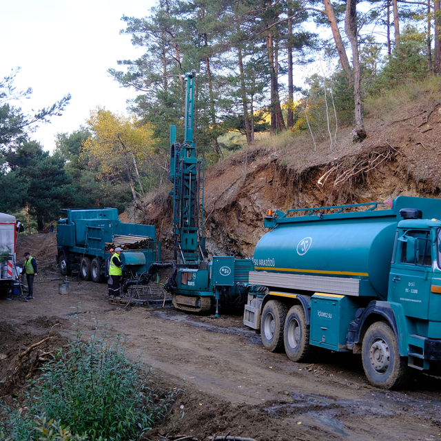 Akdağmadeni ilçesinin su ihtiyacını karşılayacak gölet için su ölçümleri ta...