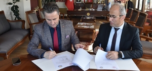 Yakakent'te öğrenciler ücretsiz deneme sınavlarına girecek