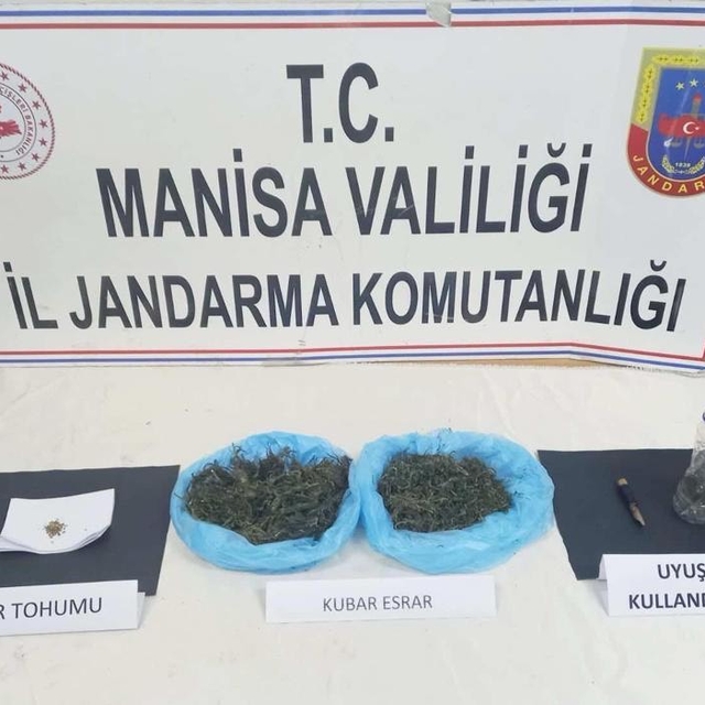 Kırkağaç'ta 542 gram esrar ele geçirildi