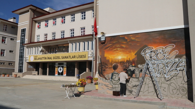 Çankırı'da grafiti sanatıyla Filistin'deki acıya dikkat çekildi