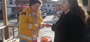 Pazaryeri'nde Diyabet Günü dolayısıyla ücretsiz kan ölçümü yapıldı