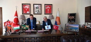 Finike'den Budapeşte'ye portakal ihracatı