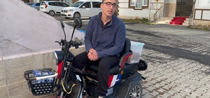 Çerkeş'te yaşayan engelli genç çalışarak ailesine destek olmak istiyor