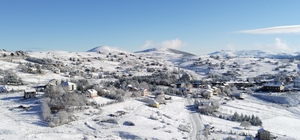 Karadeniz'in yüksek kesimlerine kar yağdı