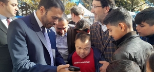 BAE'nin Ankara Büyükelçiliğinden depremden etkilenen Gölbaşı'na yardım