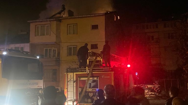 Hamamözü'nde evde çıkan yangın hasara yol açtı