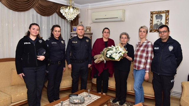 Manisa İl Emniyet Müdürü Aktaş'tan şehit ailesine ziyaret