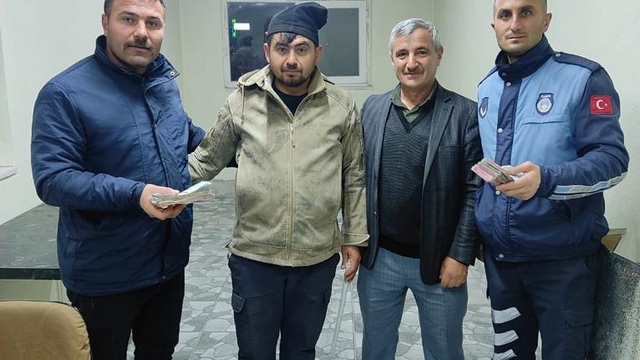 Boğazlıyan'da zabıtanın bulduğu 50 bin lira sahibine teslim edildi
