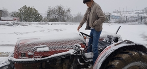 Bilecik'in yüksek kesimlerinde kar yağışı etkili oluyor