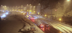 Ankara-Zonguldak kara yolunda kar yağışı nedeniyle ulaşım aksıyor