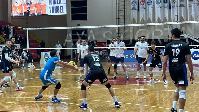Voleybol: AXA Sigorta Efeler Ligi
