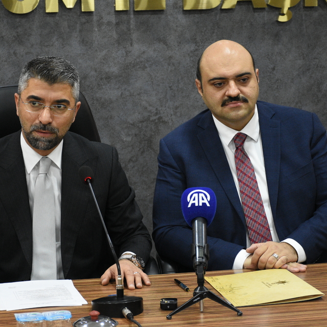 Aziziye Belediye Başkanı Orhan, Büyükşehir Belediye Başkanlığı için aday ad...
