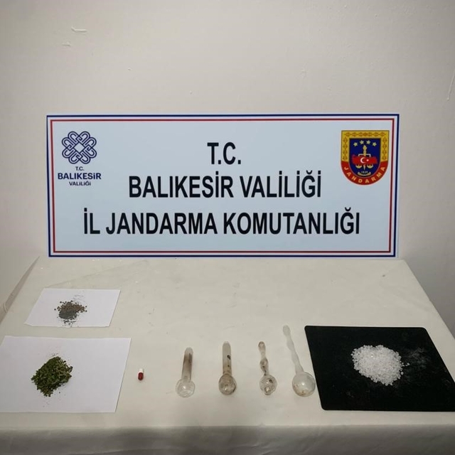 Balıkesir'de uyuşturucu operasyonu