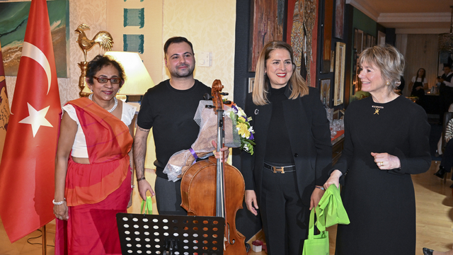 Sri Lanka'nın Ankara Büyükelçiliği ev sahipliğinde Cumhuriyet'in 100. yılı için konser düzenlendi
