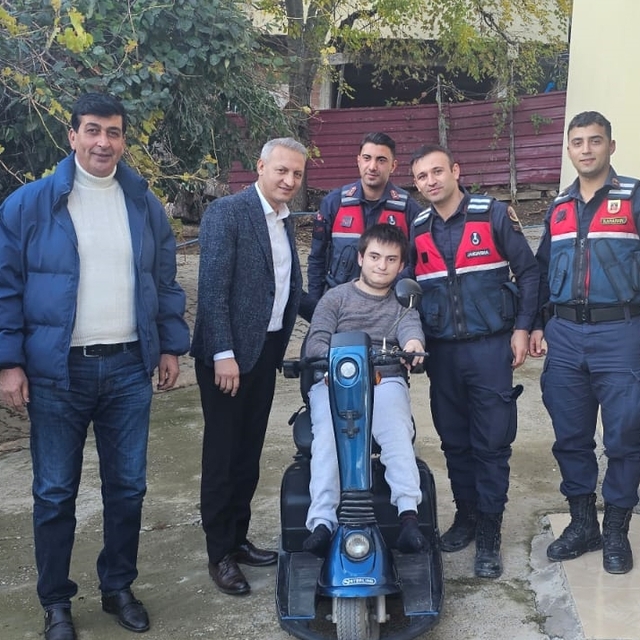 Türkoğlu'nda bedensel engelli gencin hayalini kaymakamlık gerçekleştirdi