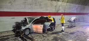 Rize'de Ovit Tüneli'ndeki trafik kazasında 3 kişi yaralandı