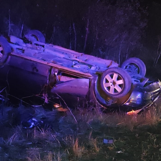 Kırklareli'nde polisten kaçarken devrilen araçtaki 17 düzensiz göçmen yaral...