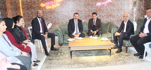 Balıkesir Büyükşehir Belediye Başkanı Yılmaz, Manyas'ta kadın kooperatifini...