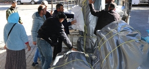 Adana’da besicilere yaşam çadırı desteği yapıldı