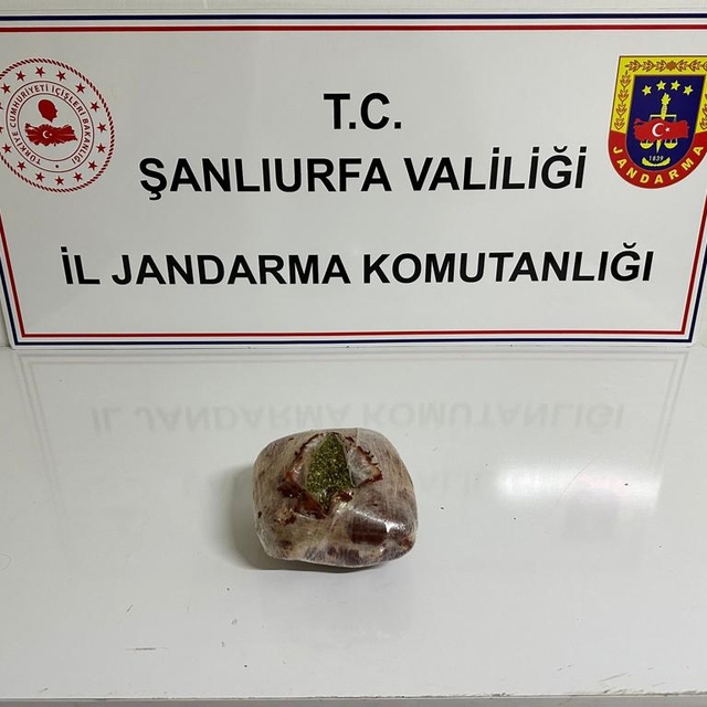 Şanlıurfa'da yolcu otobüsünde 1 kilo 160 gram sentetik uyuşturucu ele geçir...