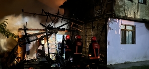 Sakarya'da bir evde çıkan yangın hasara neden oldu