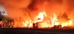 İzmir'de restoran yangını